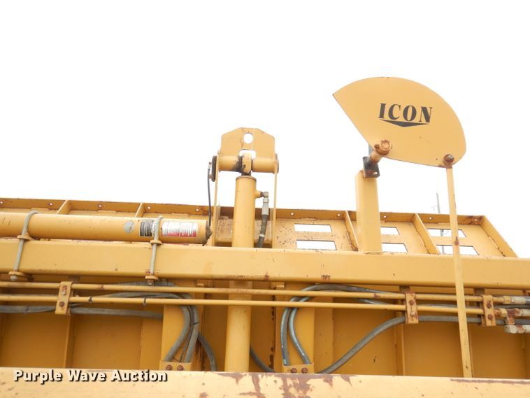 image for item DE2542 2005 Icon 18D  scraper