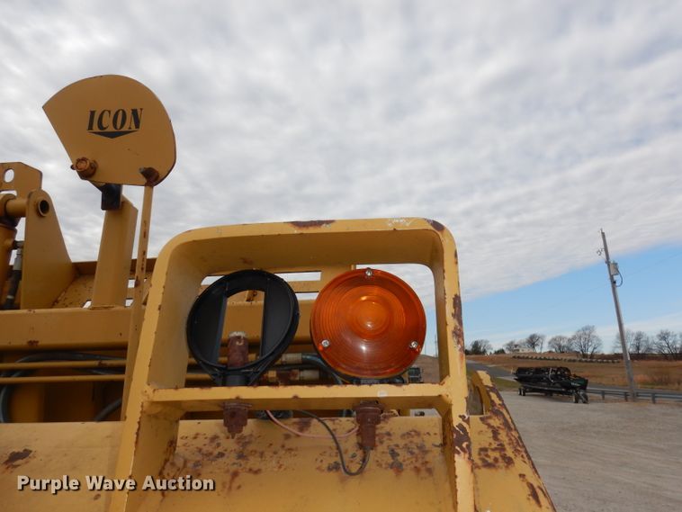 image for item DE2542 2005 Icon 18D  scraper