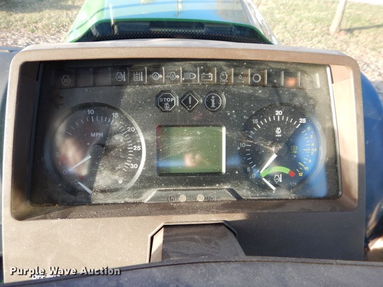 image for item DE2544 2006 John Deere 7420  MFWD tractor