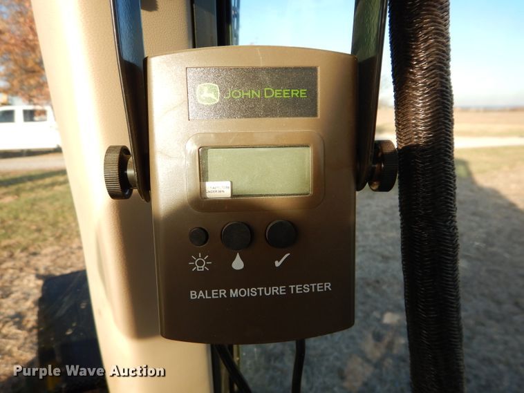 image for item DE2544 2006 John Deere 7420  MFWD tractor