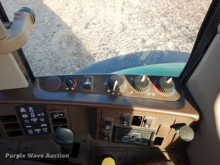 image for item DE2544 2006 John Deere 7420  MFWD tractor