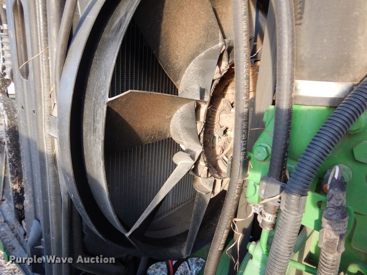 image for item DE2544 2006 John Deere 7420  MFWD tractor