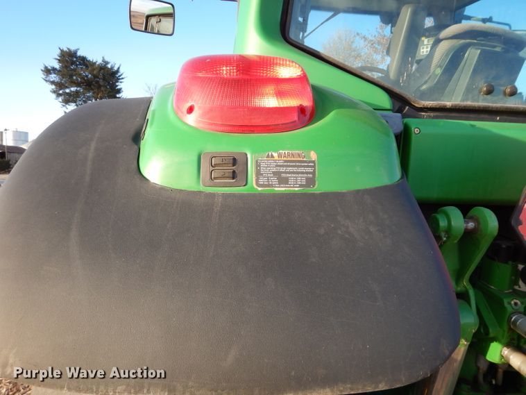 image for item DE2544 2006 John Deere 7420  MFWD tractor