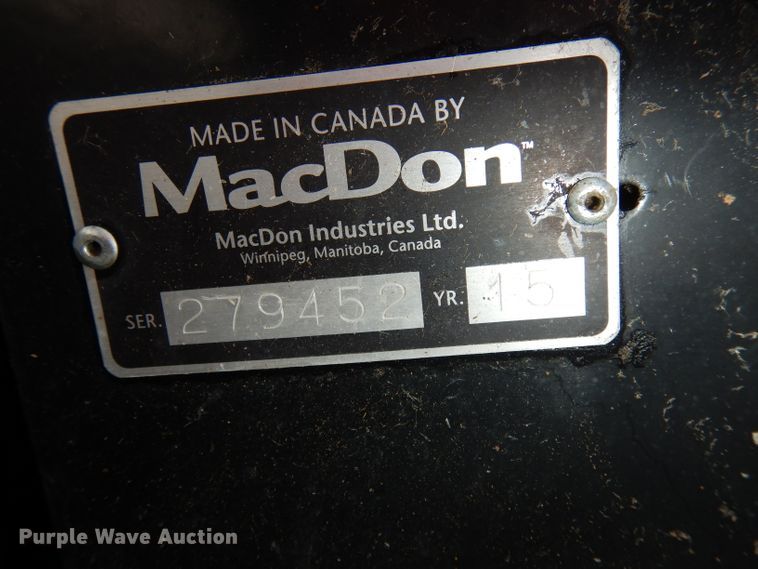 image for item DE2545 2015 MacDon FD75D flex draper head