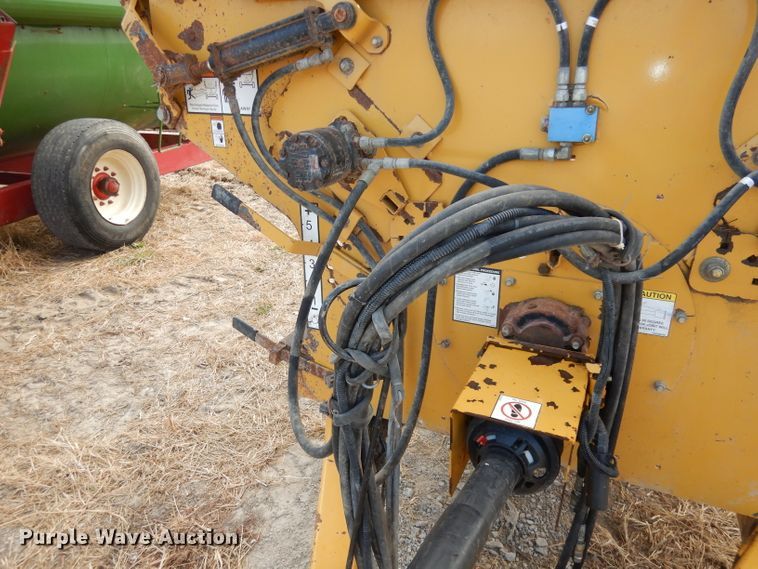 image for item DE2550 2008 Vermeer BP8000 bale processor