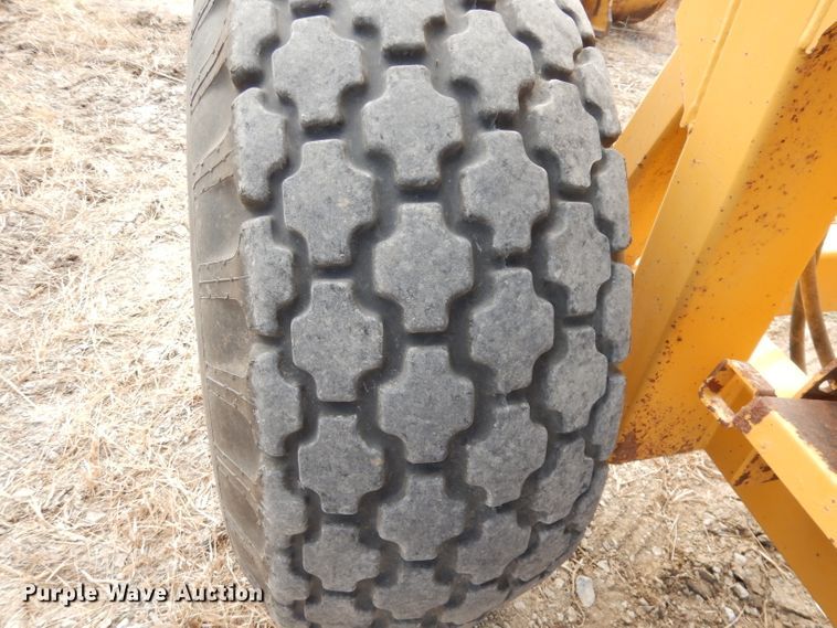 image for item DE2550 2008 Vermeer BP8000 bale processor