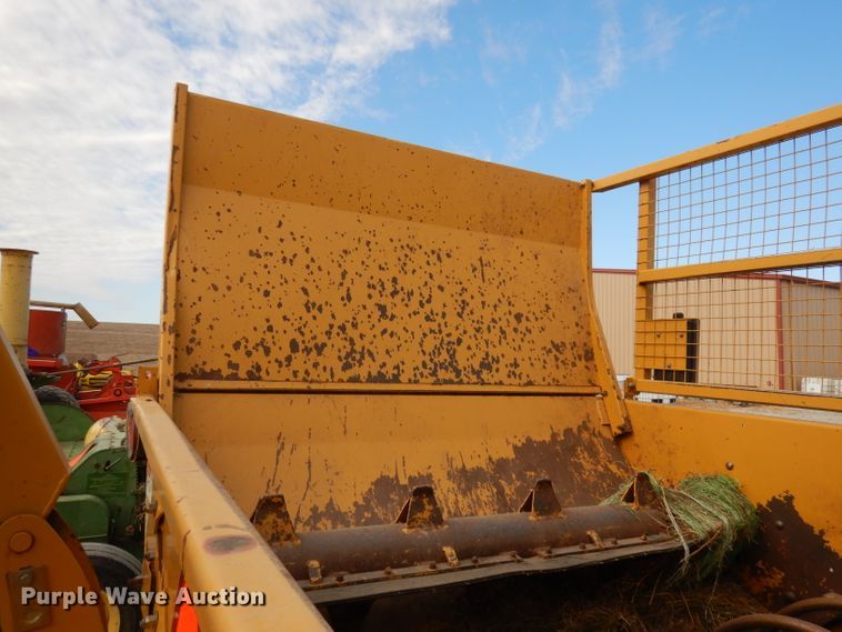 image for item DE2550 2008 Vermeer BP8000 bale processor