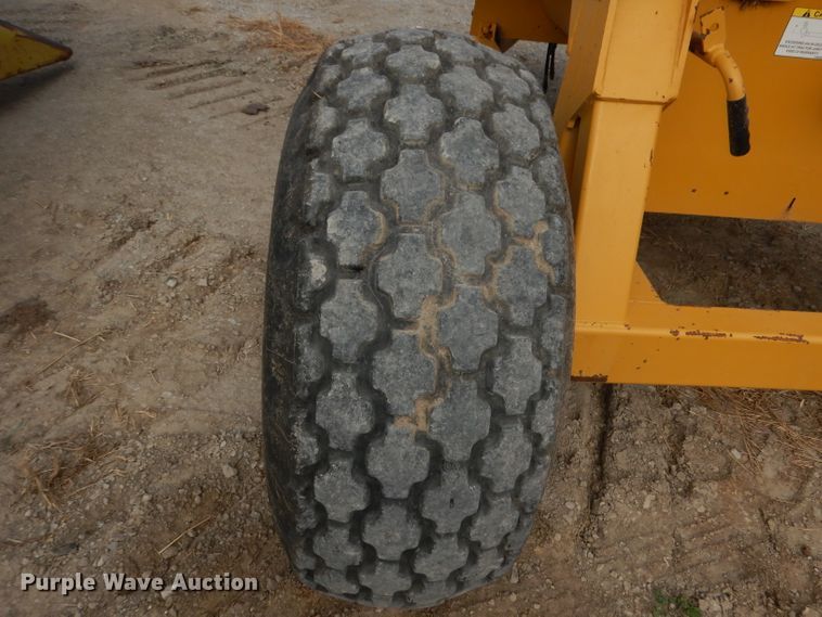 image for item DE2550 2008 Vermeer BP8000 bale processor