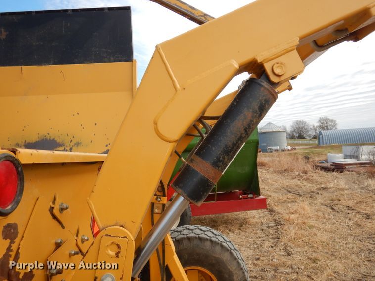 image for item DE2550 2008 Vermeer BP8000 bale processor