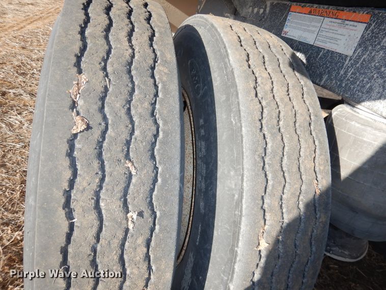 image for item DE2551 2008 Timpte Super Hopper double hopper bottom grain trailer