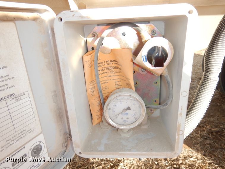 image for item DE2551 2008 Timpte Super Hopper double hopper bottom grain trailer