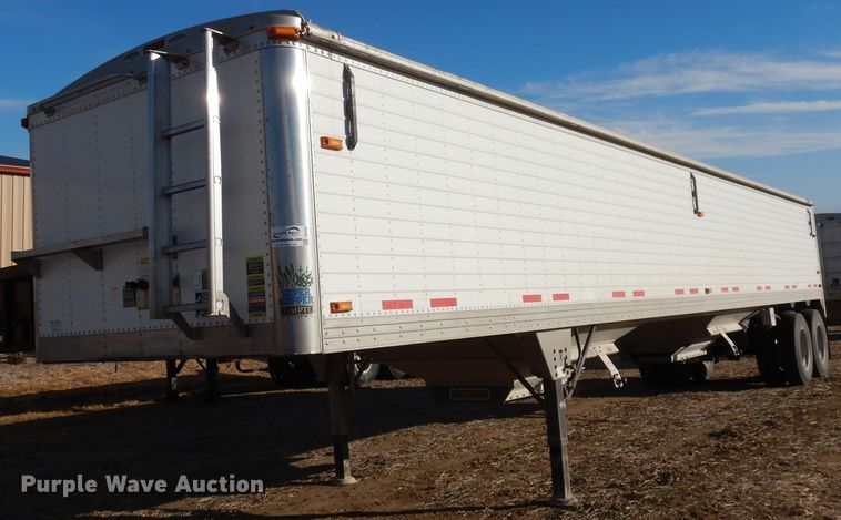 image for item DE2552 2005 Timpte Super Hopper double hopper bottom grain trailer