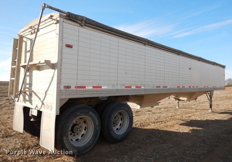 image for item DE2552 2005 Timpte Super Hopper double hopper bottom grain trailer