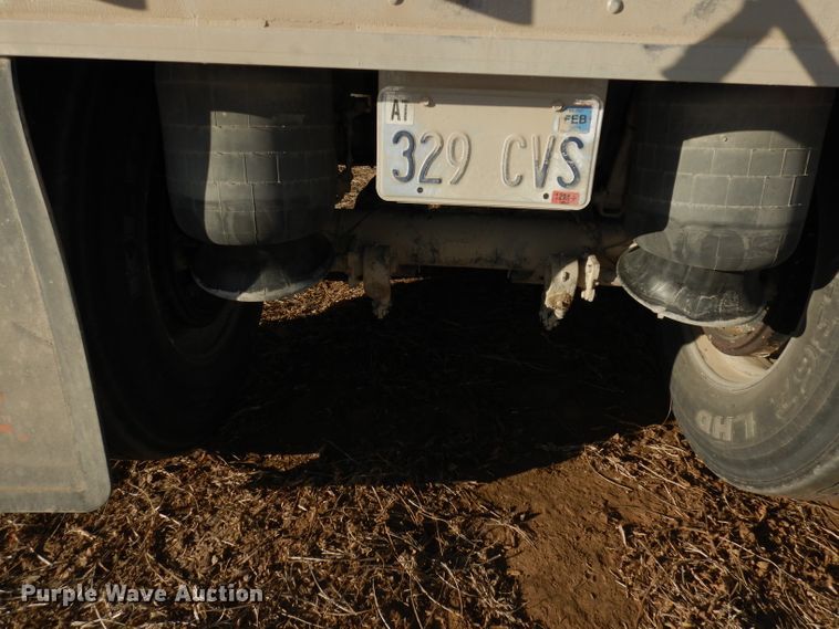 image for item DE2552 2005 Timpte Super Hopper double hopper bottom grain trailer