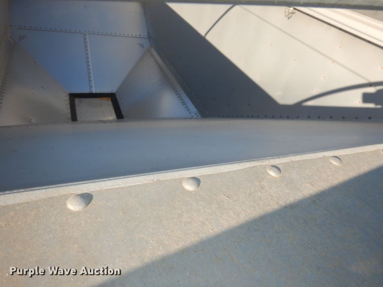 image for item DE2552 2005 Timpte Super Hopper double hopper bottom grain trailer