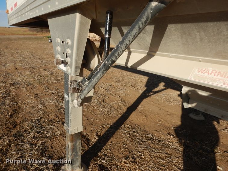 image for item DE2552 2005 Timpte Super Hopper double hopper bottom grain trailer