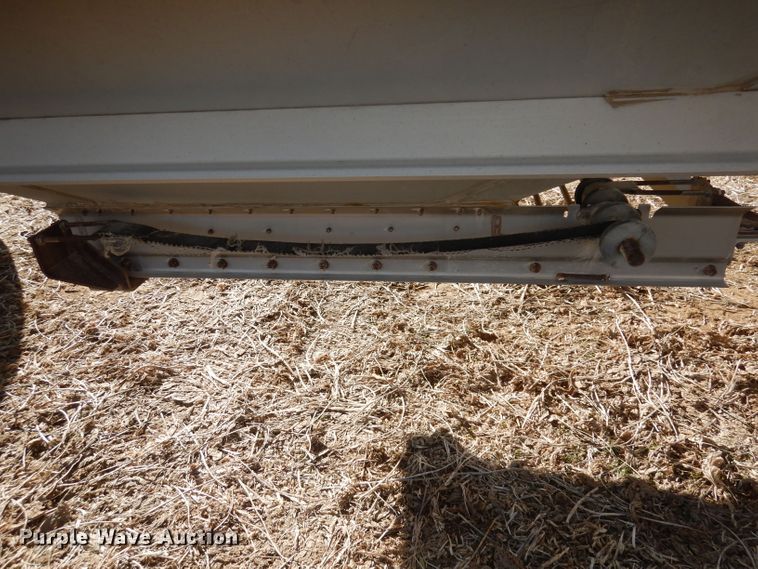 image for item DE2554 2007 Wilson DWM500 double hopper bottom grain trailer