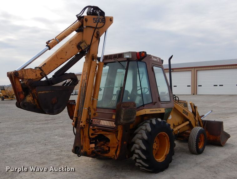 image for item DE2557 1985 Case 580SE Construction King  backhoe