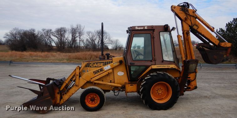 image for item DE2557 1985 Case 580SE Construction King  backhoe