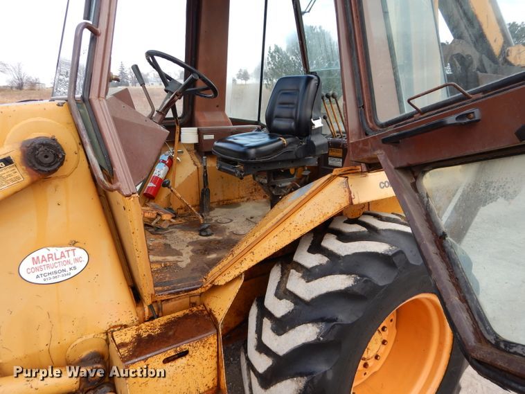 image for item DE2557 1985 Case 580SE Construction King  backhoe
