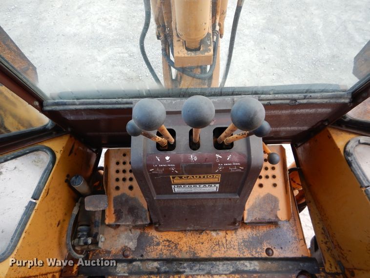 image for item DE2557 1985 Case 580SE Construction King  backhoe