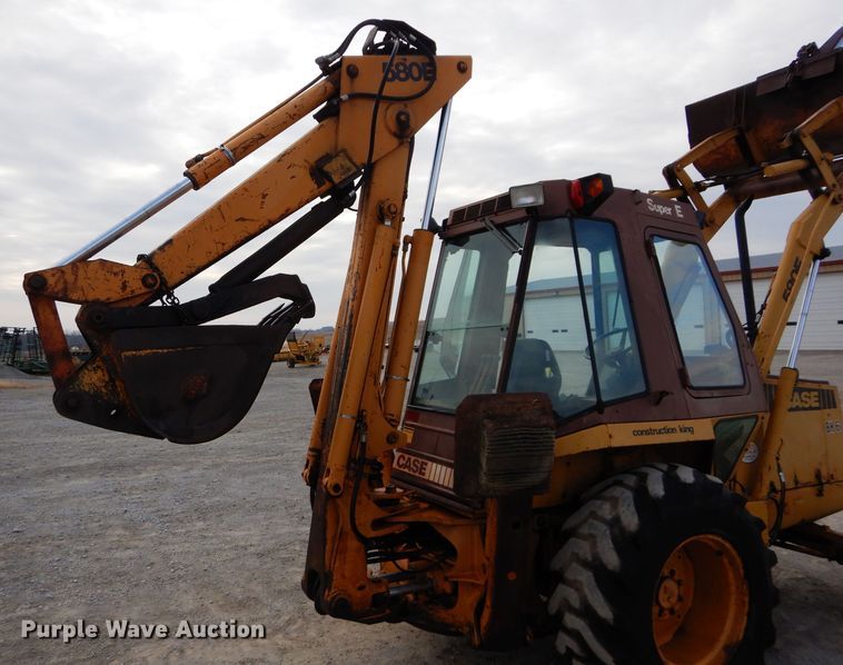image for item DE2557 1985 Case 580SE Construction King  backhoe