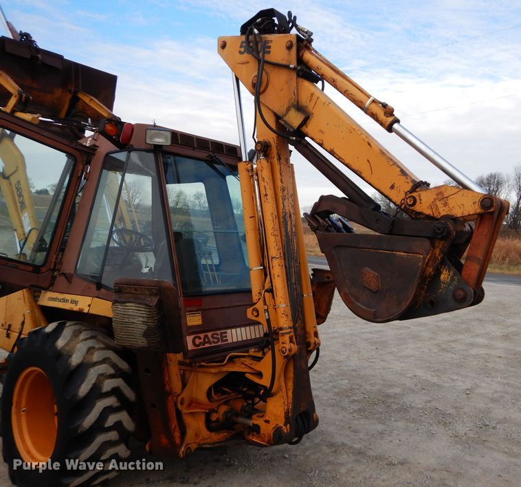 image for item DE2557 1985 Case 580SE Construction King  backhoe