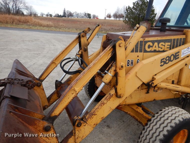 image for item DE2557 1985 Case 580SE Construction King  backhoe