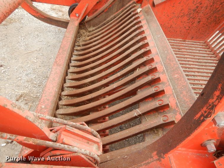 image for item DE2562 Highline XL6084 rock picker