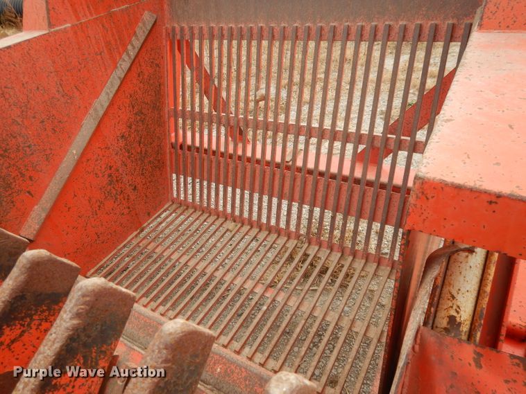 image for item DE2562 Highline XL6084 rock picker