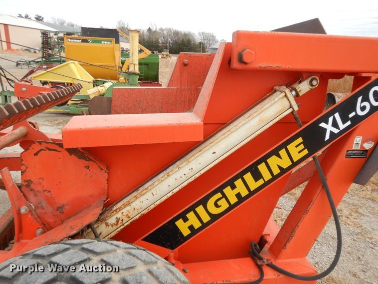 image for item DE2562 Highline XL6084 rock picker