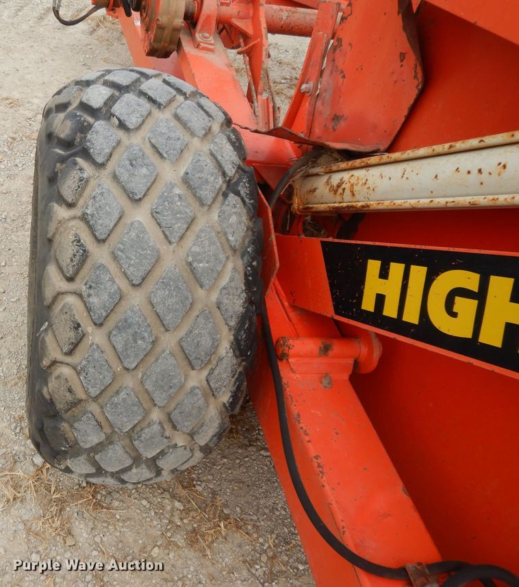 image for item DE2562 Highline XL6084 rock picker