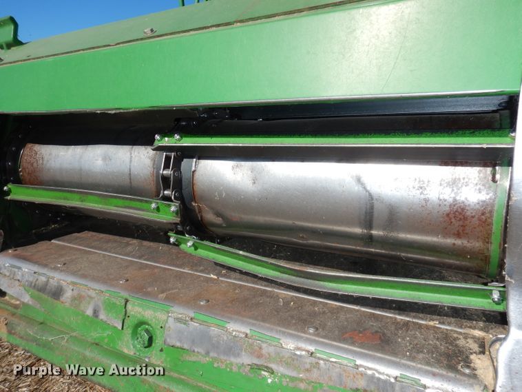 image for item DE2566 2006 John Deere 9660 STS  RWA combine