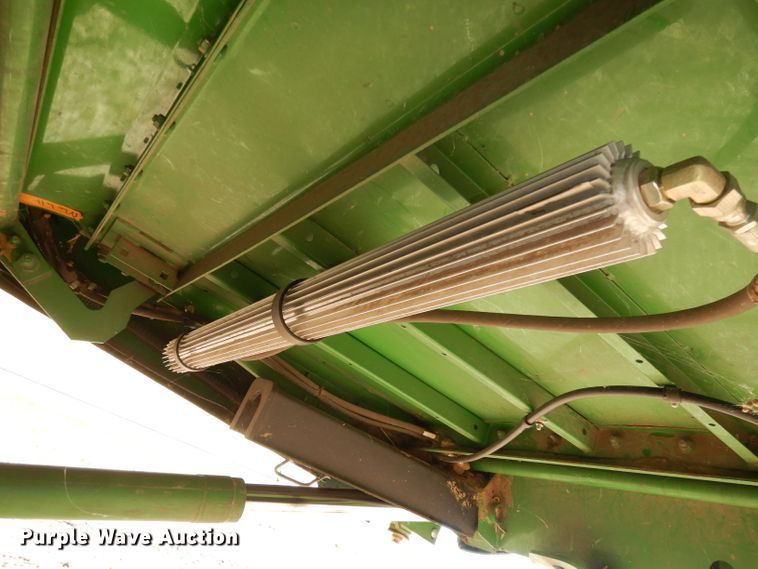 image for item DE2566 2006 John Deere 9660 STS  RWA combine