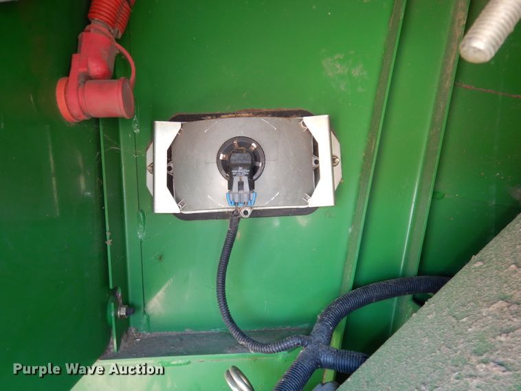 image for item DE2566 2006 John Deere 9660 STS  RWA combine