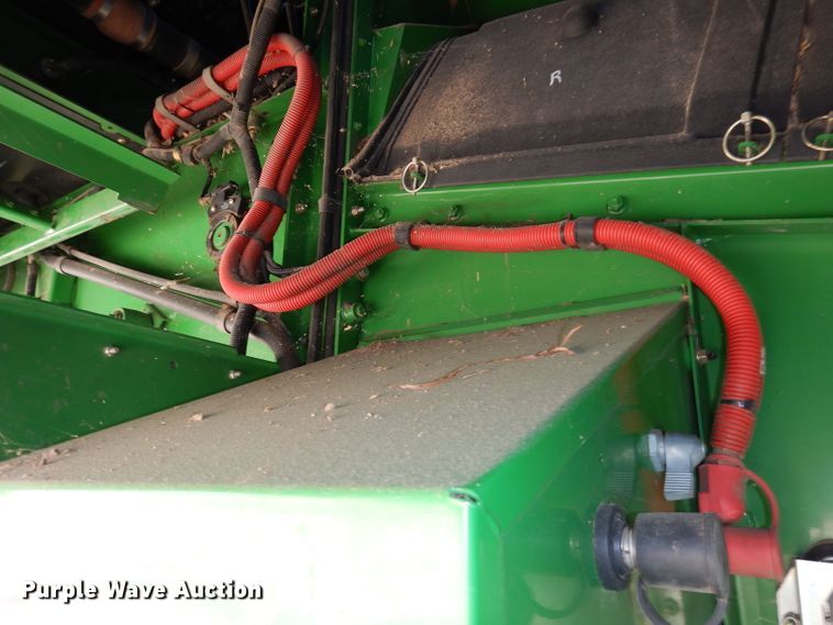 image for item DE2566 2006 John Deere 9660 STS  RWA combine