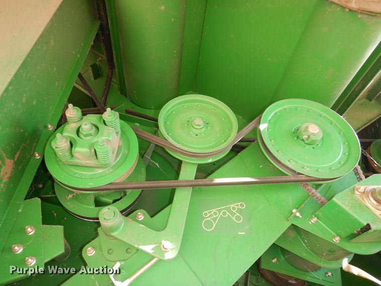 image for item DE2566 2006 John Deere 9660 STS  RWA combine