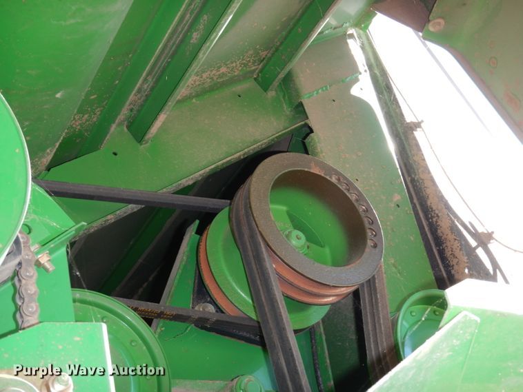 image for item DE2566 2006 John Deere 9660 STS  RWA combine