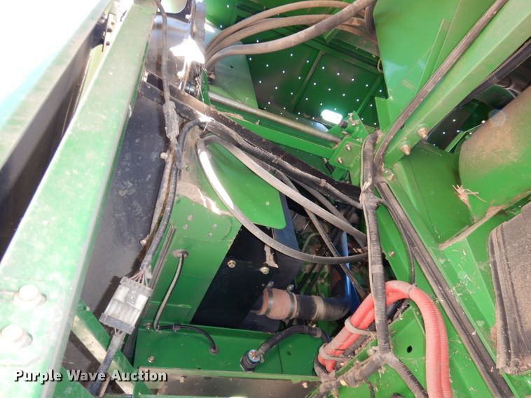 image for item DE2566 2006 John Deere 9660 STS  RWA combine