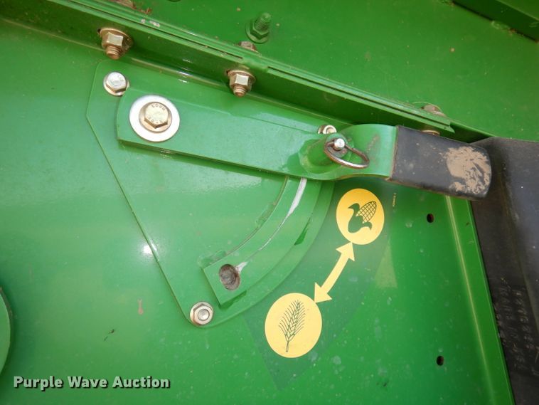 image for item DE2566 2006 John Deere 9660 STS  RWA combine