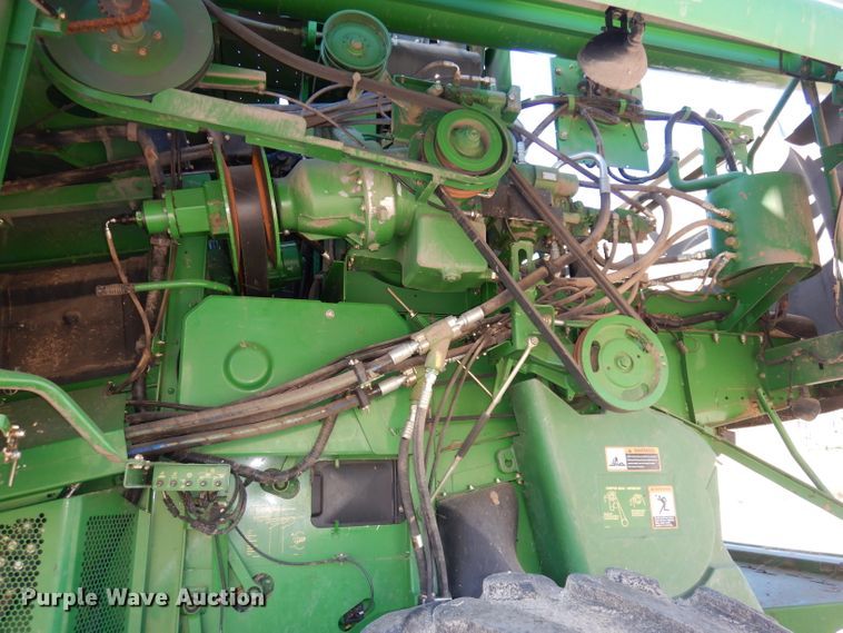 image for item DE2566 2006 John Deere 9660 STS  RWA combine