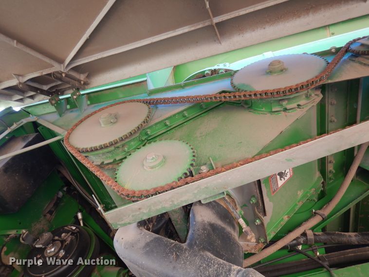 image for item DE2566 2006 John Deere 9660 STS  RWA combine