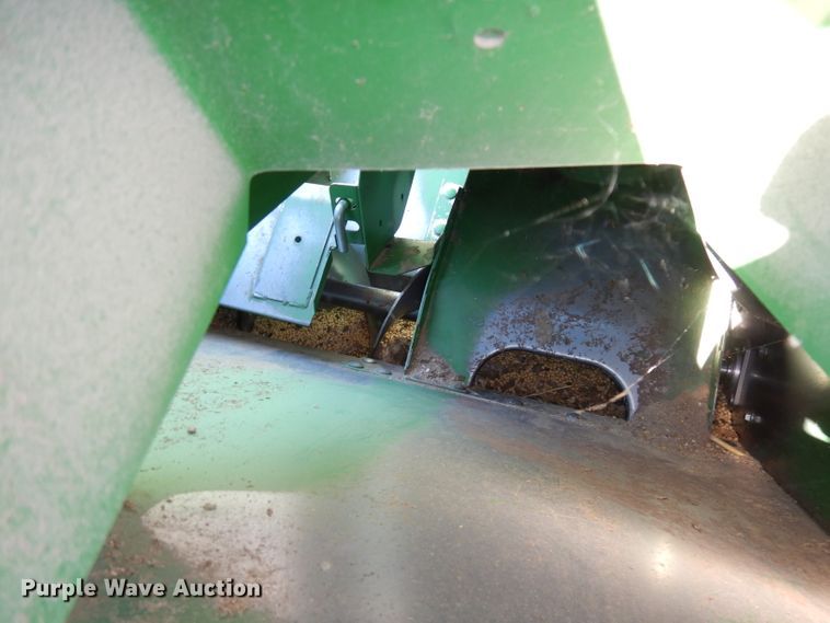 image for item DE2566 2006 John Deere 9660 STS  RWA combine