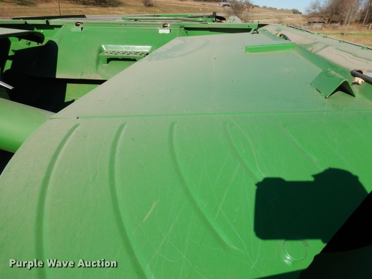 image for item DE2566 2006 John Deere 9660 STS  RWA combine