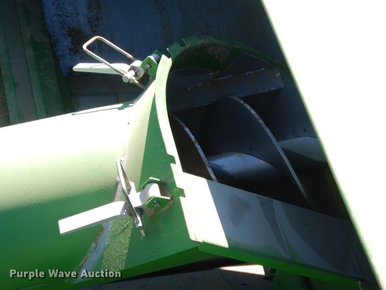 image for item DE2566 2006 John Deere 9660 STS  RWA combine