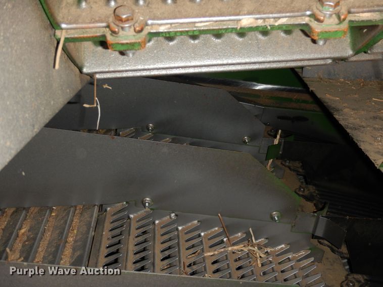 image for item DE2566 2006 John Deere 9660 STS  RWA combine