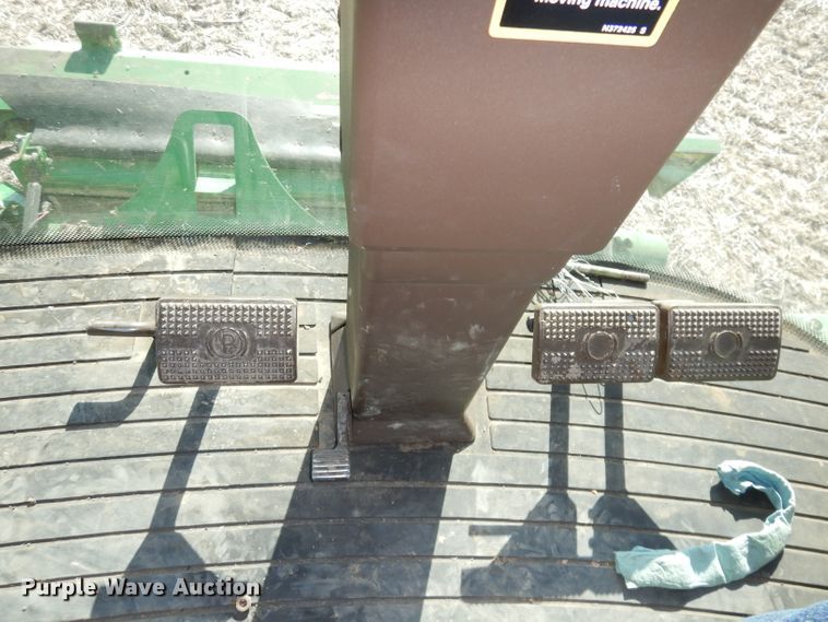 image for item DE2566 2006 John Deere 9660 STS  RWA combine