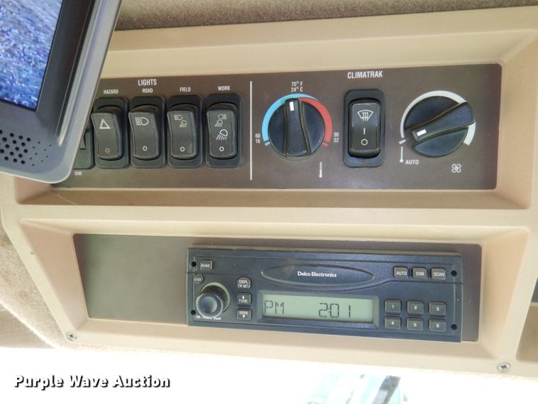 image for item DE2566 2006 John Deere 9660 STS  RWA combine