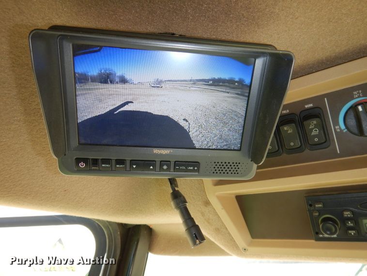 image for item DE2566 2006 John Deere 9660 STS  RWA combine