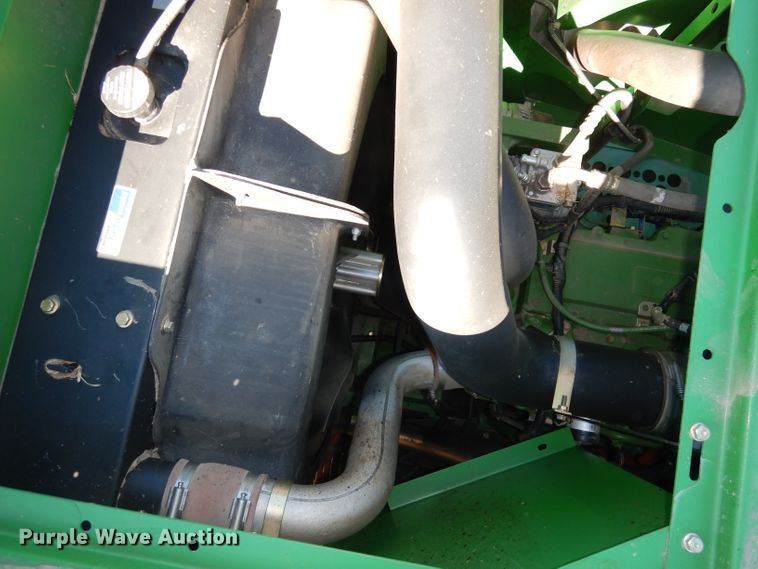 image for item DE2566 2006 John Deere 9660 STS  RWA combine